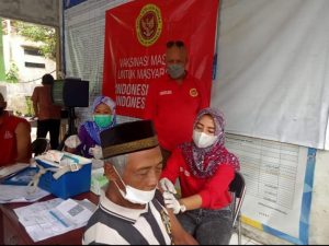 Tidak Bosan, Binda Terus Lakukan Vaksinasi