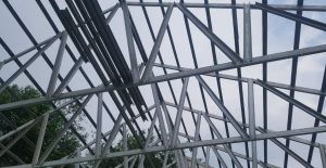 Aktivis Tuding Pembangunan SMP 5 Saketi Gunakan Baja Ringan Bekas