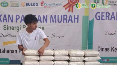 Foto kegiatan DKP Banten saat menggelar kegaitan pangan murah di Kota Serang (Katakita.co)