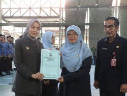 Bupati Serang Lantik 283 Kepala Sekolah dan Ambil Sumpah 40 PNS Baru