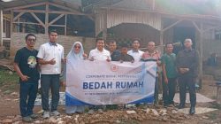 TFJ Pandeglang Gelar CSR Bedah Rumah Pertama di Desa Cadasari