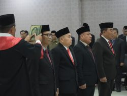 Bupati Pandeglang Lantik Pejabat Eselon II, Ingatkan Jangan Terjebak Rutinitas