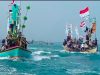 Ribuan Warga Padati Ruwat Laut Carita, Perahu Pengantin Tak Bisa Sandar Akibat Pendangkalan