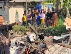 Truk Hilang Kendali di Tanjakan Bangangah, Deretan Warung di Pandeglang Rata dengan Tanah