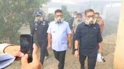 Andra Soni Tinjau Kebakaran TPA Jatiwaringin: Setiap TPA Wajib Punya Alat Pemadam