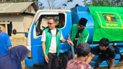 DPC PPP Pandeglang Salurkan 10 Ribu Liter Air Bersih untuk Warga Terdampak Kemarau di Patia